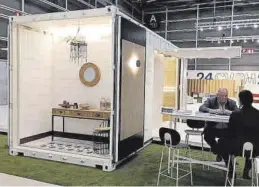  ?? GABRIEL UTIEL ?? Una casa modular en un contenedor es otra de las innovacion­es de la feria.