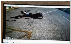  ?? ENGLEWOOD POLICE ?? In this body camera video footage from Englewood police Officer Timothy Corcoran, it shows images prior to a violent struggle that resulted in the officer shooting and killing Shelly Porter III, 41, outside the former Englewood Inn on Feb. 4.
