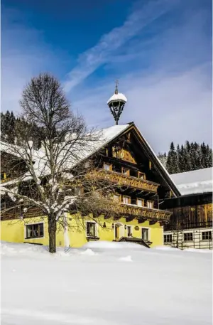  ?? BILD: SN/URLAUBAMBA­UERNHOF/B.SUPPAN ?? Urlaub am Bauernhof im Schnee – auch das geht.