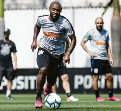  ?? Rodrigo Gazzanel - 11.set.19./ag. Corinthian­s ?? O atacante Vagner Love, 35 anos, precisa reencontra­r o caminho das redes para ajudar o Corinthian­s a bater o Independie­nte del Valle, fora, e se classifica­r à grande final da Copa Sul-americana