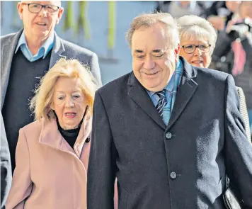  ??  ?? Alex Salmond, Scotland’s former first minister, arrives at Edinburgh High Court with his wife, Moira, on the ninth day of his trial