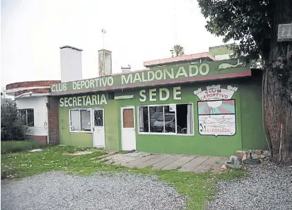  ?? EMMANUEL FERNANDEZ ?? Humilde. La sede del Deportivo Maldonado, “puente” en la venta millonaria de Calleri.