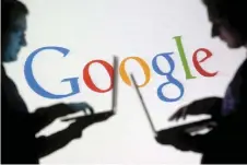  ??  ?? Empresas como Google, resaltan, tienen grandes volúmenes de datos de clientes para ayudarlos a comprender y predecir el comportami­ento.