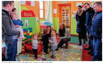  ??  ?? Les portes ouvertes de l’école maternelle ont été