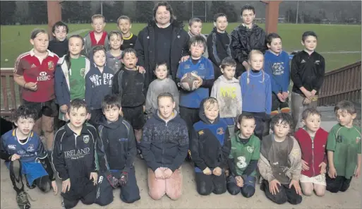  ??  ?? Former Irish Internatio­nal, Shane Byrne, was special guest at Rathdrum Rugby Club to present medals and meet the juvenile members of the club.