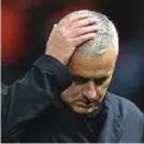  ??  ?? BAJADA. José Mourinho ha experiment­ado un caída en su carrera. AFP