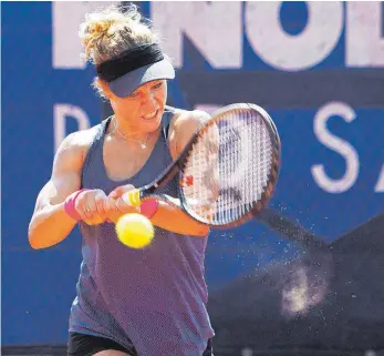  ?? FOTO: KARL-HEINZ BODON ?? Entschloss­enheit im Blick, aber dennoch weiß Laura Siegemund, dass sie einen Schritt nach dem anderen gehen muss.