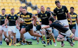  ?? GRANT DOWN / WWW.PHOTOSPORT.NZ ?? Sean Wainui will wear the No 12 jersey for Taranaki with Charlie Ngatai rested for their match against Auckland.