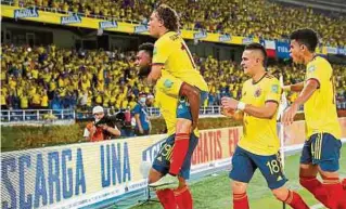  ?? EFE ?? Un 75% del estadio Metropolit­ano de Barranquil­la tendrá hinchas apoyando a la selección Colombia.