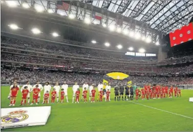  ??  ?? Real Madrid y Bayern, antes de un reciente partido de Champions en el Allianz de Múnich.