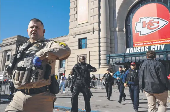  ?? ?? Police respond to the shooting at the Super Bowl victory parade in Kansas City, Missouri. Picture: AFP