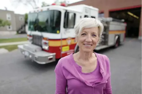  ?? DAVE CHAN FOR THE TORONTO STAR ?? Carleton University professor Susan Braedley has been documentin­g the expanding role of firefighte­rs in Canada in responding to medical emergencie­s.