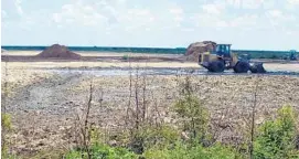  ?? PALM BEACH COUNTY PROPERTY APPRAISER’S OFFICE/COURTESY ?? Thousands of tons of treated sewage sludge, shown here being spread on farmland near South Bay, are trucked from Hollywood for disposal in western Palm Beach County.