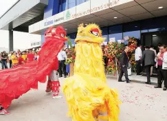  ??  ?? LION Dance performanc­e during the Opening of JINYI’s latest office