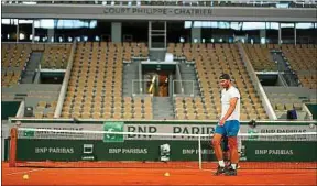  ??  ?? Il va falloir s’habituer à voir jouer Rafael Nadal devant des tribunes vides.