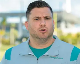  ?? MICHAEL LAUGHLIN/SOUTH FLORIDA SUN SENTINEL ?? The Dolphins and offensive line coach Matt Applebaum have parted ways after one season.