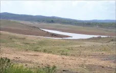  ??  ?? The virtually empty Umzingwane Dam which was decommissi­oned recently