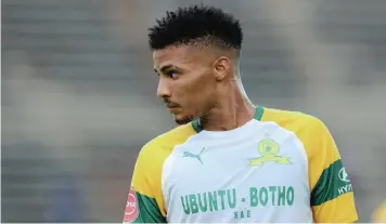  ?? GAVIN BARKER BackpagePi­x ?? RIVALDO COETZEE has finally played for Mamelodi Sundowns after a year on the sidelines following surgery.