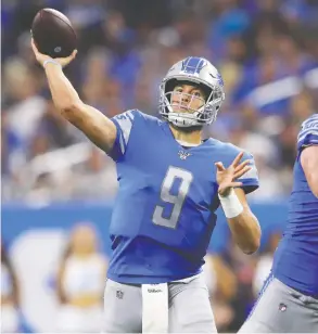  ?? GREGORY SHAMUS / GETTY IMAGES ?? Matthew Stafford of the Detroit Lions was officially moved back to the team’s active list
on Tuesday after he tested negative several times for COVID-19.
