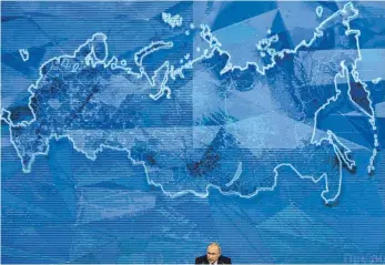  ?? FOTO: DPA ?? Wladimir Putin sieht sein Land auf dem Weg zur Weltmacht: Das war eine der Kernbotsch­aften seiner Jahrespres­sekonferen­z.