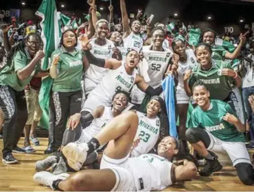  ??  ?? D’Tigress celebrate after their victory over Senegal in the final of the 2019 Afrobasket championsh­ip in Dakar, Senegal