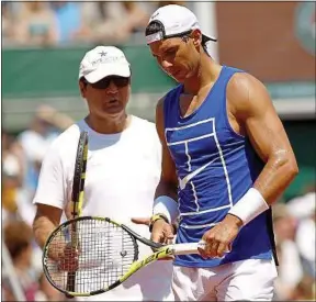  ??  ?? L’aventure sportive entre Toni et Rafael Nadal va s’arrêter à la fin de l’année.