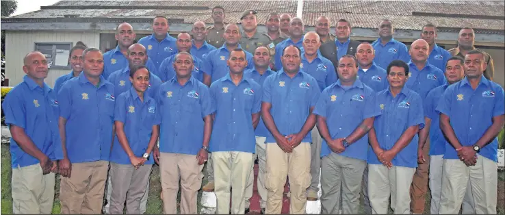  ?? Photo: Waisea Nasokia ?? Peacekeepi­ng Support Operations director and the Republic of Fiji Military Force, military advisor Lieutenant-Colonel Pacolo Luveni (with military beret) farewells the officers in Nadi on December 25, 2017.