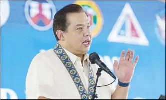  ?? ?? Speaker Martin Romualdez delivers a message during the groundbrea­king for the 20-story Philippine Cancer Center in Quezon City yesterday. Romualdez said the center is not just an ordinary hospital as its goal is to redefine cancer treatment sby integratin­g the latest medical advances and fostering collaborat­ion among specialist­s to provide world-class treatment of cancer patients.