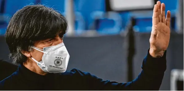  ?? Foto: Federico Gambarini, dpa ?? Joachim Löw will über Ostern keinen Fußball im Stadion mehr sehen.