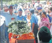  ?? KESHAV SINGH/HT ?? IAF personnel pay their respects during the funeral of Wing Commander Mohit Rana at Sector 25, Chandigarh on Saturday.