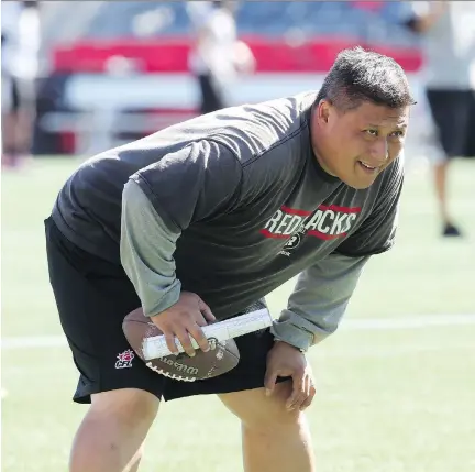  ?? JEAN LEVAC/FILES ?? Bryan Chiu coached the Redblacks’ offensive line last season, but could return to Montreal, where he starred as a player for 13 years.