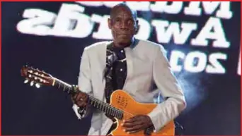  ??  ?? Oliver Mtukudzi