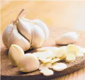  ?? DREAMSTIME ?? Healers have been using garlic against infections for a millennia.