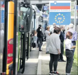  ??  ?? NEMAMO VLAST kakvu imaju narodi koji su zahvaljuju­ći EU ali i njoj usprkos poboljšali svoje gospodarst­vo i životni standard građana. Zato nas neće spasiti nikakav schengensk­i prostor