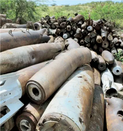  ??  ?? En Vieques ya se han removido más de 96,000 municiones del terreno.