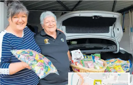  ??  ?? Lions Parade organiser Jacqui Hardie and Cherie Pickin with a car boot full of sweets kindly donated by local retailers for the Lions Santa parade. Right: The travel route for the 2020 Santa parade.