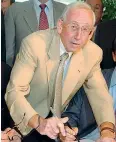  ??  ?? Fondatore Gérard Mulliez, 86 anni, patron di Auchan. Nel 2017 l’arrivo di due manager esterni alla famiglia