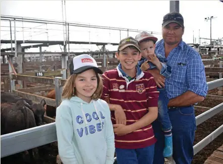  ?? PHOTO: CASSANDRA GLOVER ?? CATTLE SALE: Matilda, Riley, William and Steven Gillies sold a pen of steers for 294c/kg at the Toowoomba Saleyards on Monday.