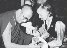  ?? SUBMITTED PHOTO ?? Vivian Hunter with the Dalai Lama.