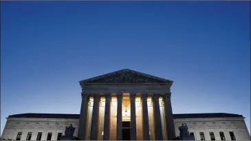  ?? STEFANI REYNOLDS/THE NEW YORK TIMES ?? The Supreme Court building in Washington is pictured. The justices returned to the bench on Monday after a pandemic-induced absence of more than 18 months.