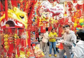  ?? EFE ?? Tradición. El Año del Dragón también lo festejan en otros países asiáticos.