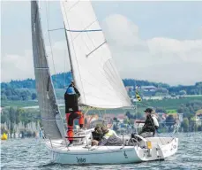  ?? FOTO: RASCH ?? Beim Oberseepok­al, organisier­t von den Kressbronn­er Segler, wird hart gekämpft.