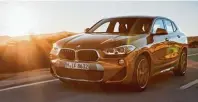  ?? Foto: BMW/Fabian Kirchbauer Photograph­y ?? Der neue BMW X2 in der Farbe „Galvanic Gold“.