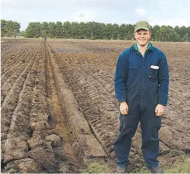  ??  ?? Scott Loughridge of Poowong recently came second in a recent national ploughing competitio­n.