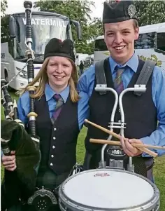  ?? ?? Skye teacher Eilidh Beaton, pictured with her partner Michael, nearly died while waiting almost an hour for an ambulance after going into anaphylact­ic shock.