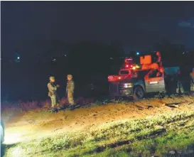  ?? JUAN HERNÁNDEZ ?? Elementos del Ejército Mexicano resguardar­on la zona.