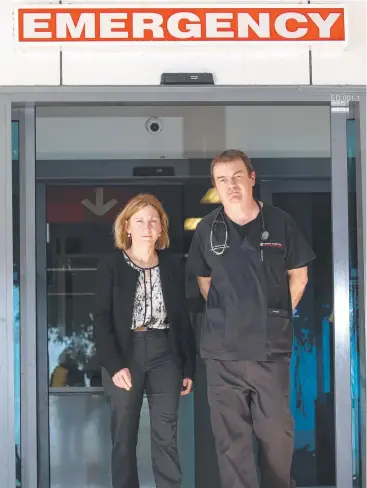  ?? Picture: ANNA ROGERS ?? TOUGH TIMES: Cairns Hospital’s executive director Cairns services Tina Chinery and director of emergency medicine Dr Richard Stone are trying to alleviate the strain on staff.