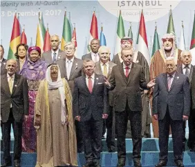  ??  ?? Il summit
A Istanbul i rappresent­anti dei 57 Paesi che aderiscono all’Oic (Organizzaz­ione cooperazio­ne islamica) Ansa