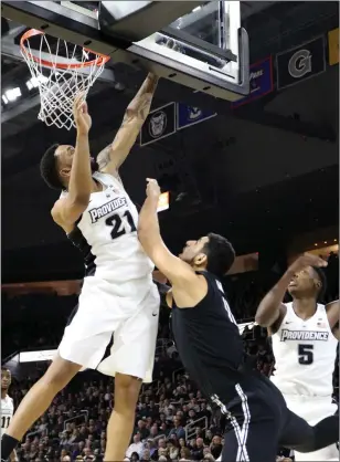  ?? File photo by Louriann Mardo-Zayat / lmzartwork­s.com ?? Providence College senior Jalen Lindsey (21) will play his final home game today against St. John’s. Lindsey and the Friars are trying to reach the NCAA Tournament for the fourth straight season.