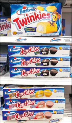  ?? DAVE KAUP/ REUTERS ?? Stocks of these treats are running out as Hostess has halted operations.